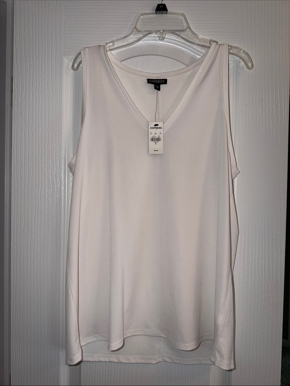 Express Women's Cream V-Neck Tank Top